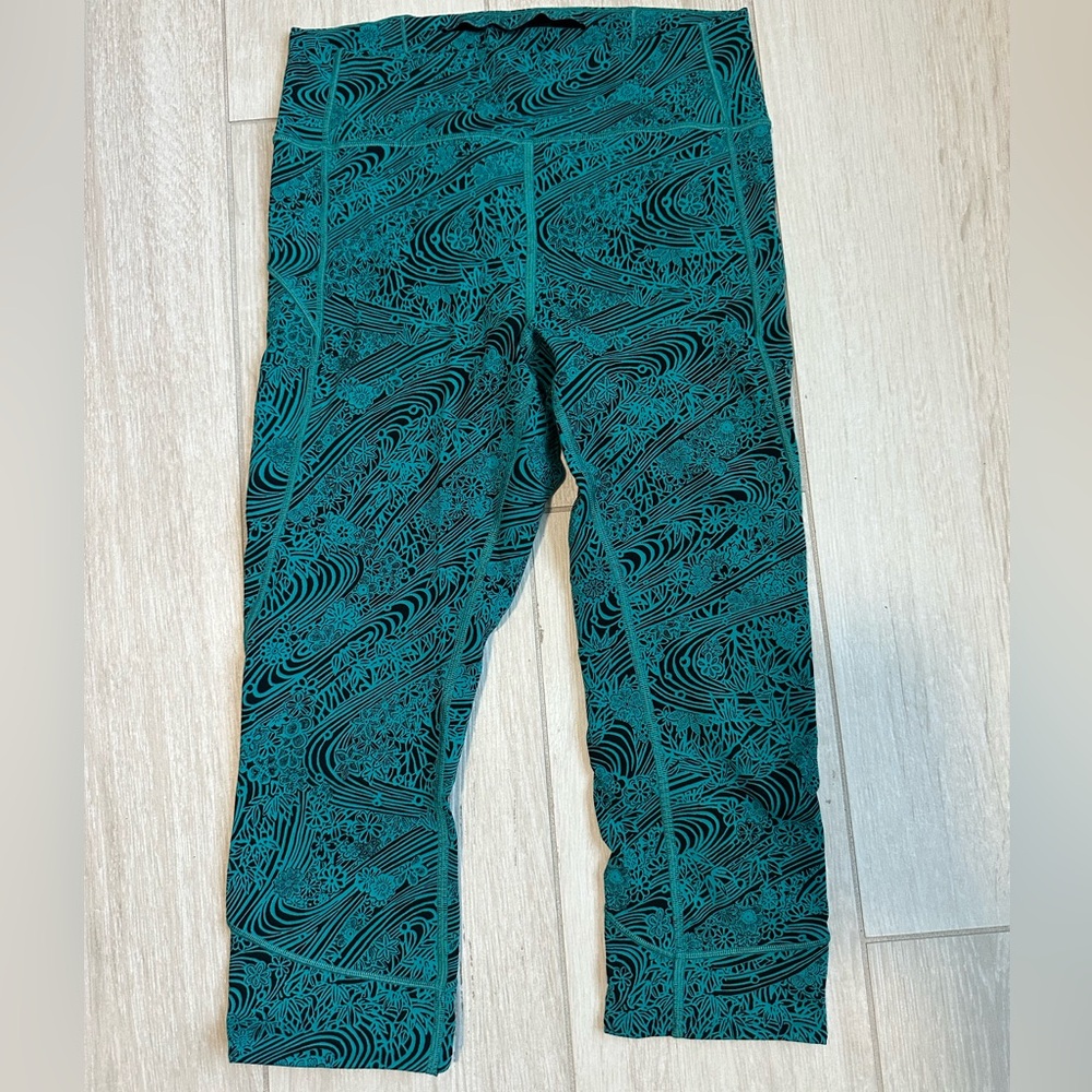 lululemon cropped yoga leggings